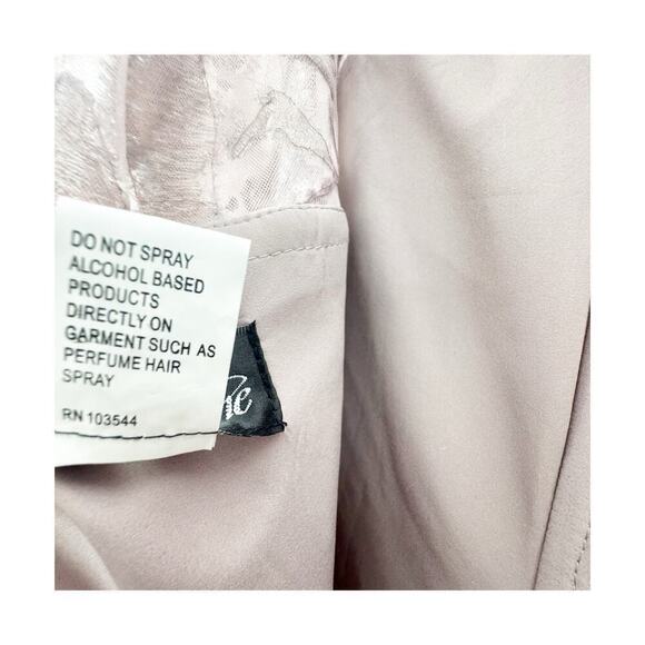 La Femme 29233 Embroidered A-line Gown Icy Mauve Sheer Sleeve Size 12 NWOT - Picture 12 of 12